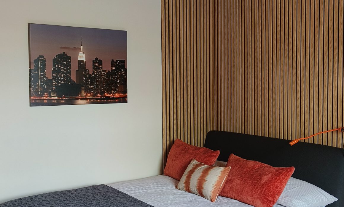 Teen room with slat panels