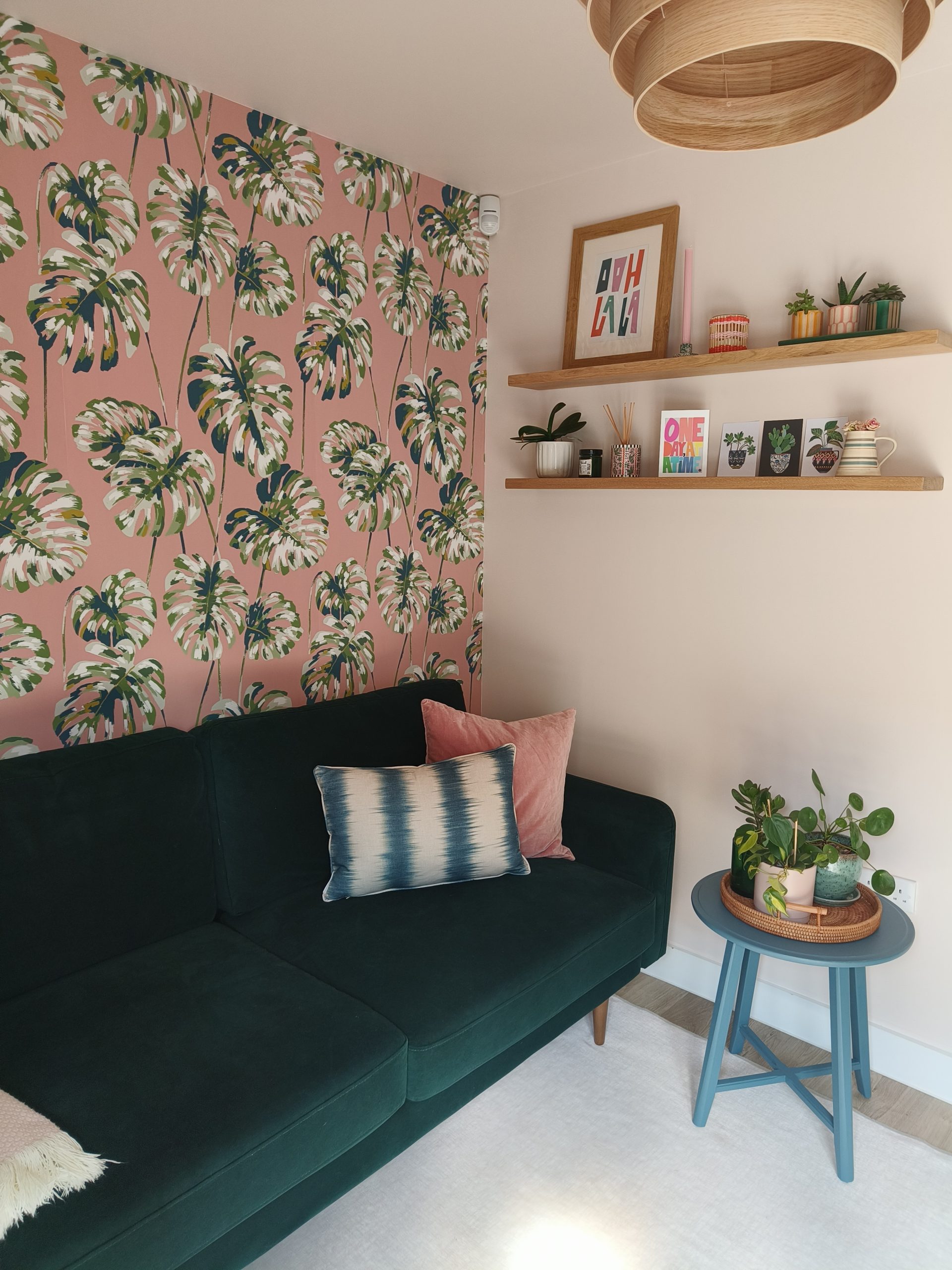 Family room snug with shelves over